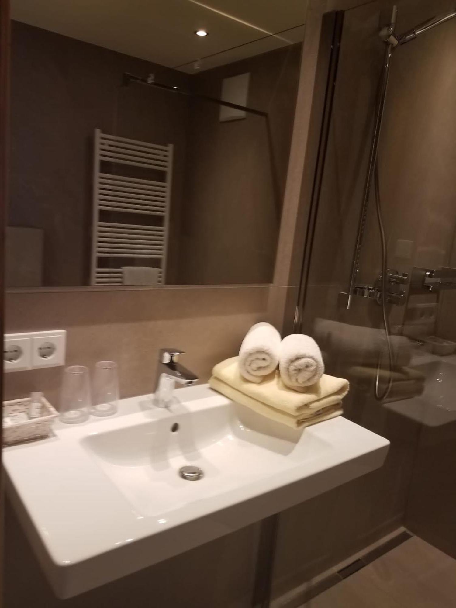 Aparthotel Hohe Bruecke Mittersill Bagian luar foto